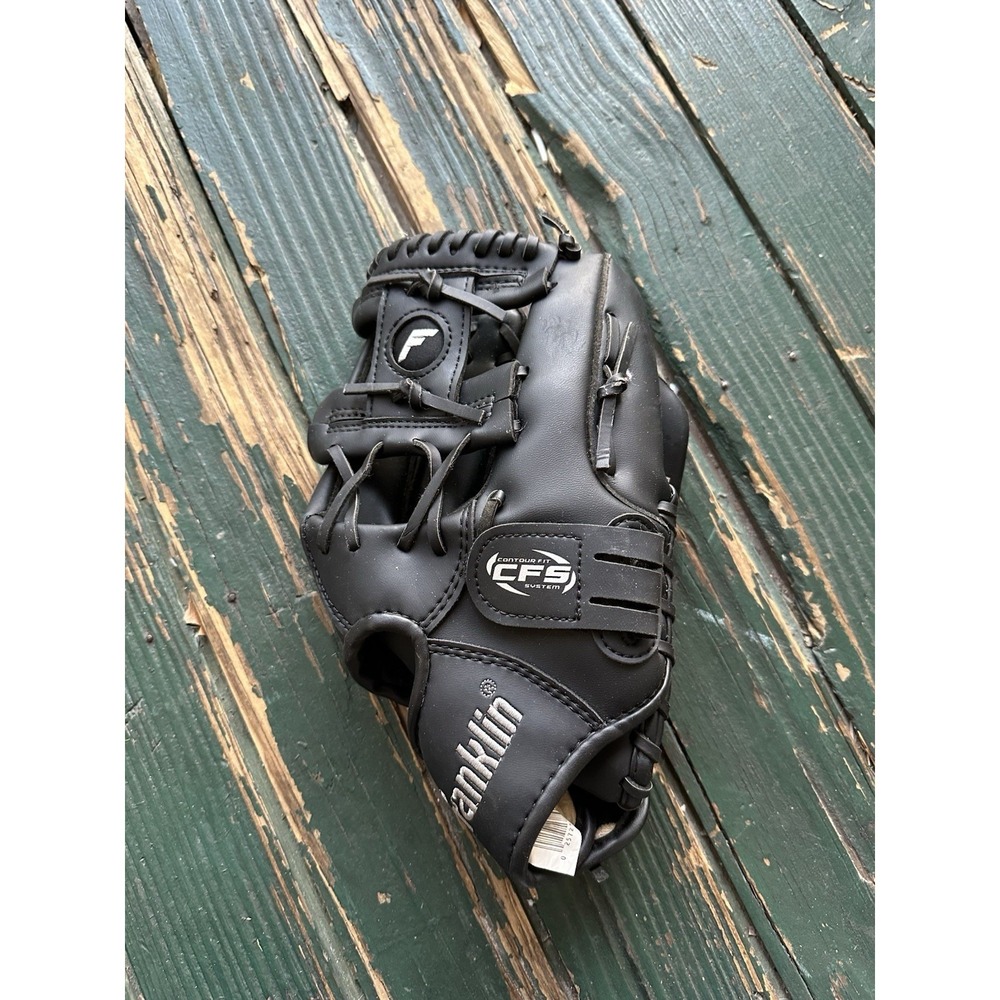 Franklin Sports 8.5" Performance Teeball Fielding Glove Right Hand Throw (Black)